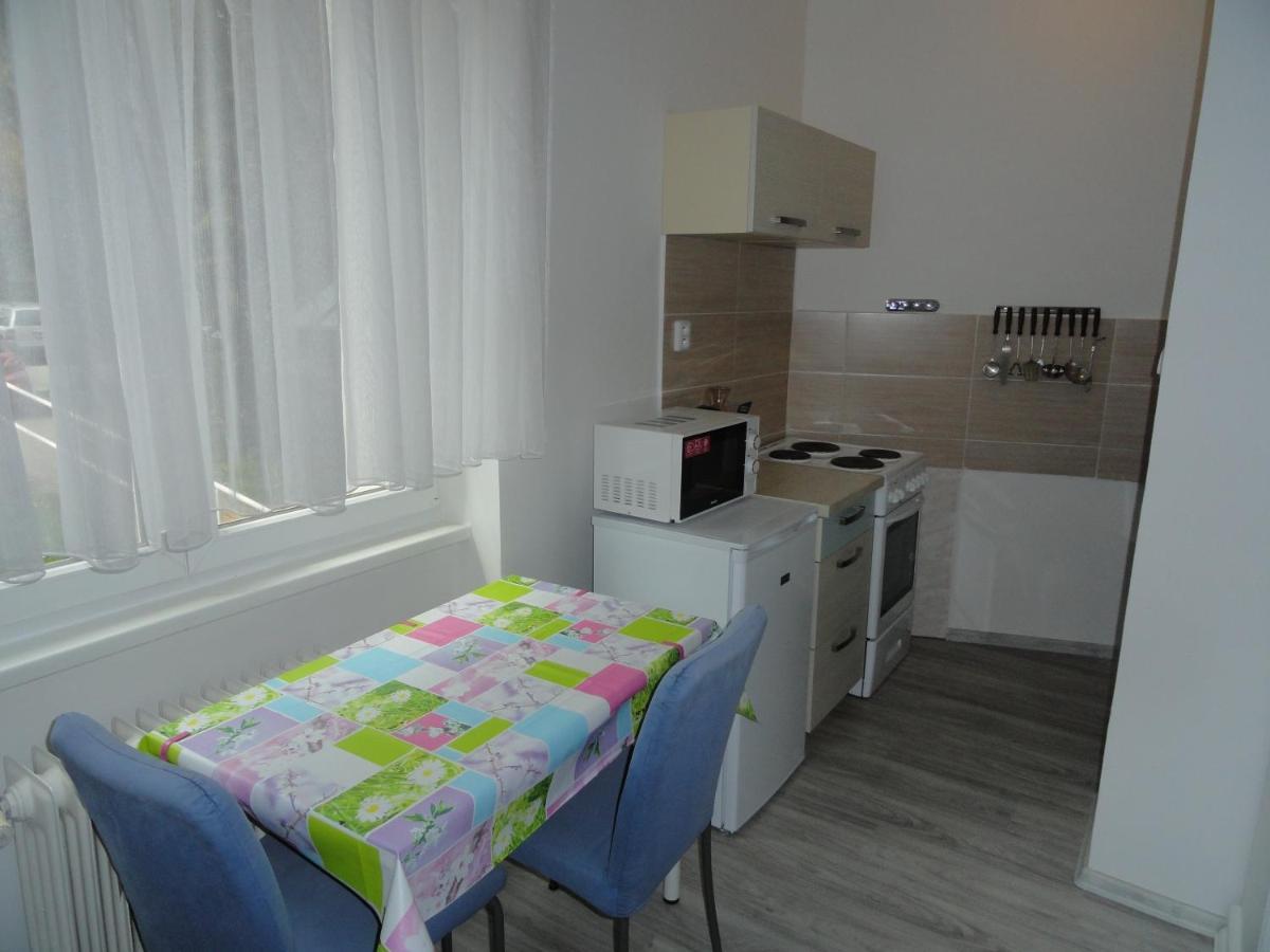 Apartman Sluka Jilemnice Ngoại thất bức ảnh