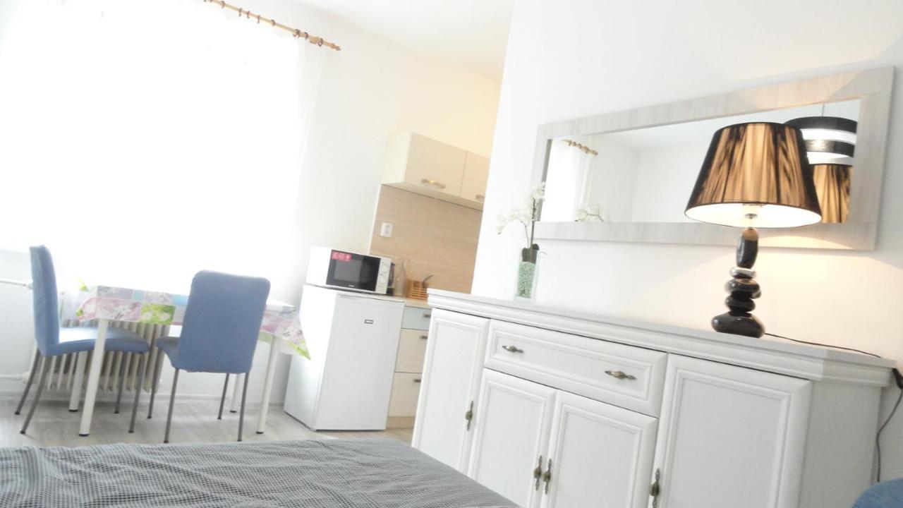 Apartman Sluka Jilemnice Ngoại thất bức ảnh