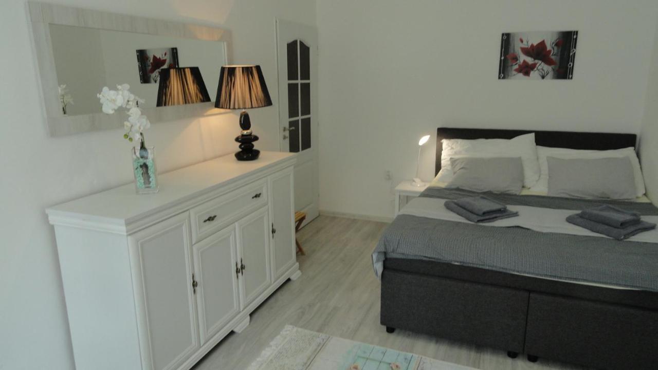 Apartman Sluka Jilemnice Ngoại thất bức ảnh