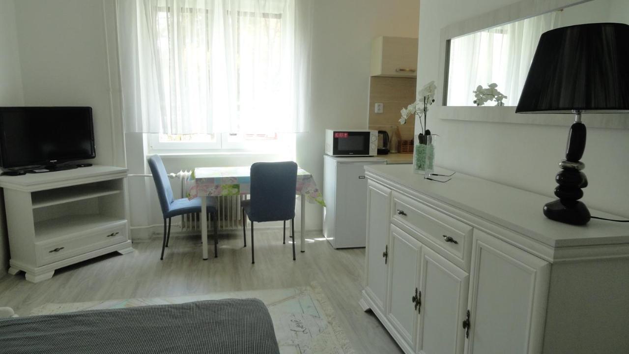 Apartman Sluka Jilemnice Ngoại thất bức ảnh